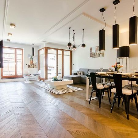 Central Kazimierz Apartment With Balcony クラクフ エクステリア 写真