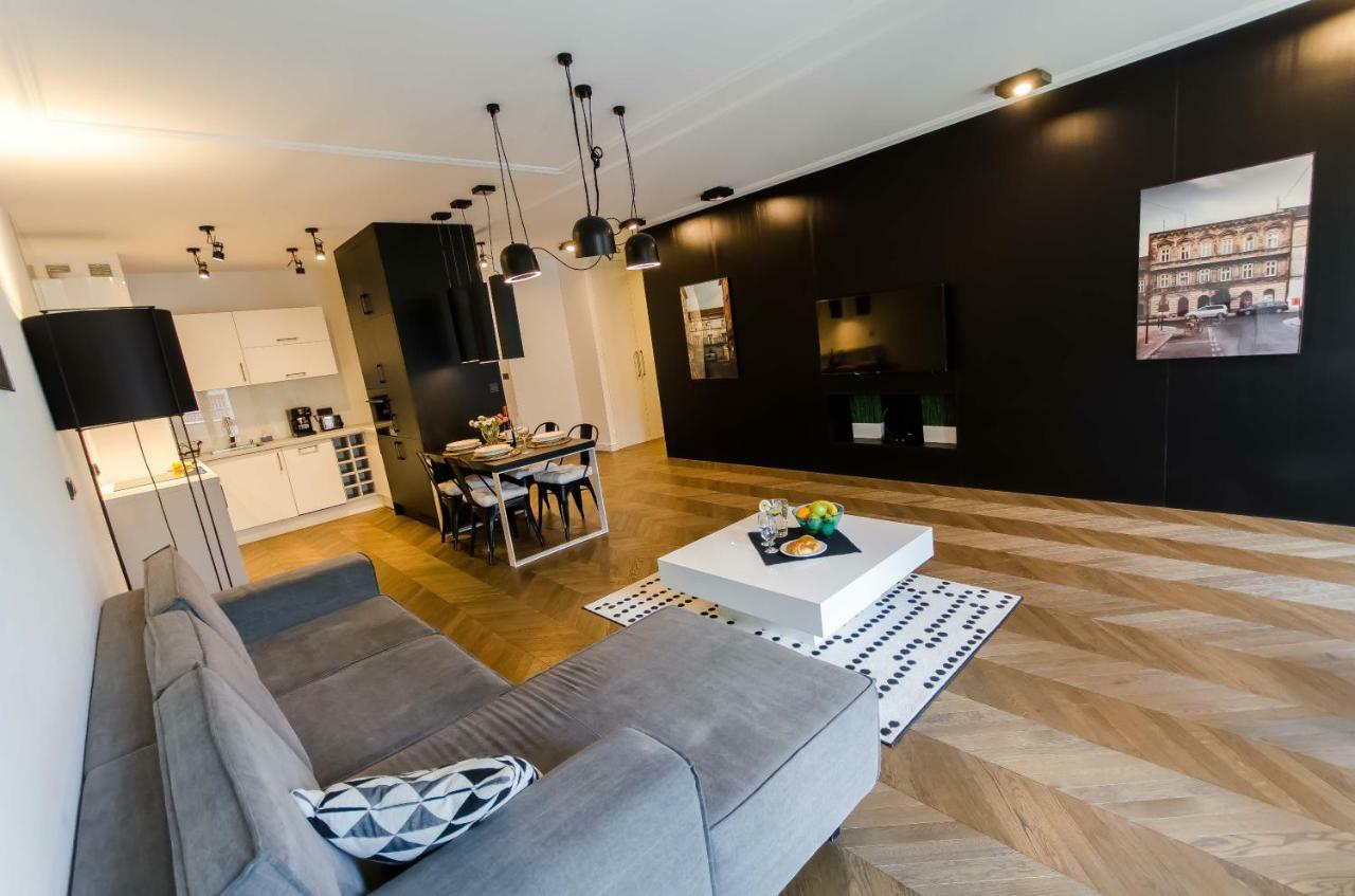 Central Kazimierz Apartment With Balcony クラクフ エクステリア 写真